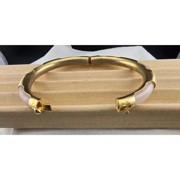 Vintage Jadeite & 10KT Gold-Plated Hinged Bangle Bracelet - Statement Piece - Picture 5 of 7